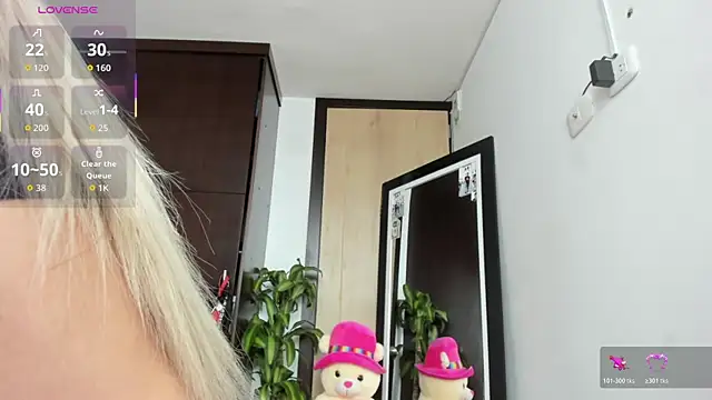 Snapshot of alisoondrean_ chatting on 04-24-26, 06:54 alisoondrean online show from 04-24-26, 06:54