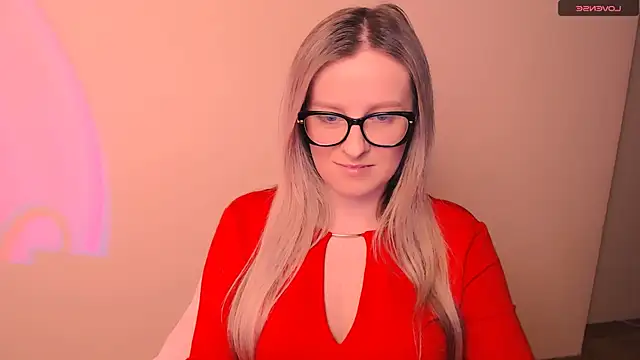 Snapshot of AnnePeach chatting on 02-19-26, 04:58 AnnePeach online show from 02-19-26, 04:58