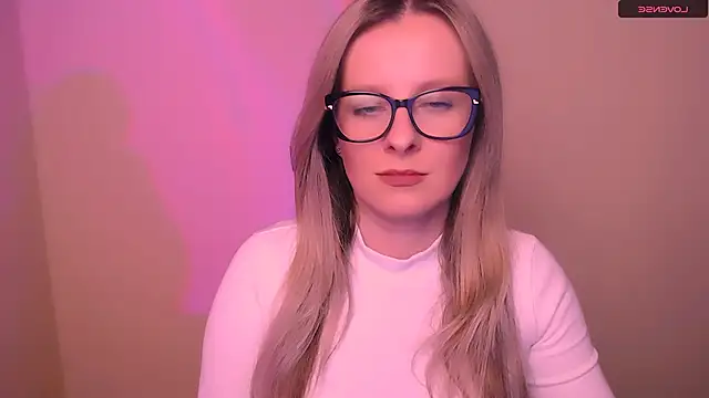 Snapshot of AnnePeach chatting on 03-01-26, 06:10 AnnePeach online show from 03-01-26, 06:10