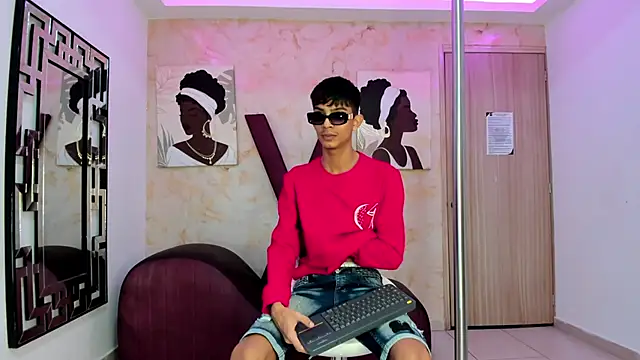 KITTY BOSH online show from 02-25-26, 01:21