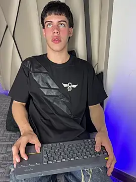 Lucian-greyy online show from 03-02-26, 01:29