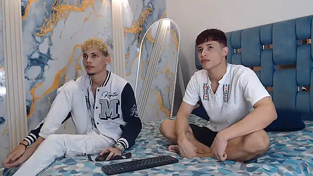 Snapshot of YOUNG_BOYS_HELL chatting on 06-14-26, 01:47 YOUNG BOYS HELL online show from 06-14-26, 01:47