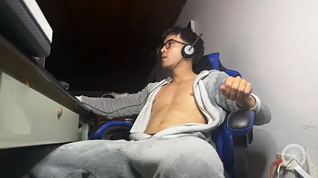 Snapshot of Rakhub chatting on 02-15-26, 03:58 Rakhub online show from 02-15-26, 03:58