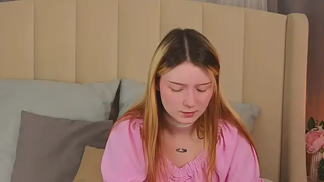 AlyssFrost online show from 05-19-26, 02:51