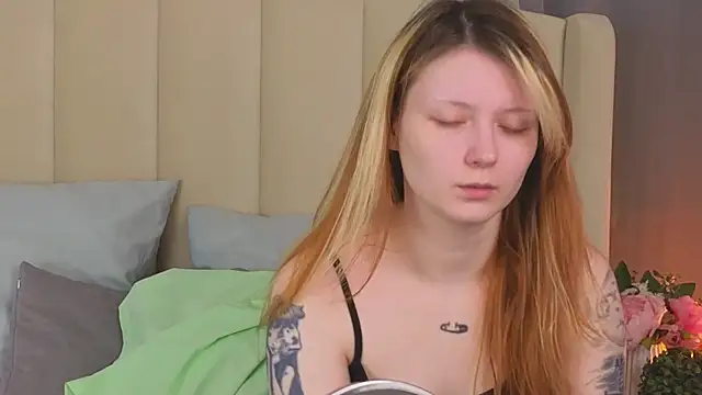 AlyssFrost online show from 05-21-26, 02:07