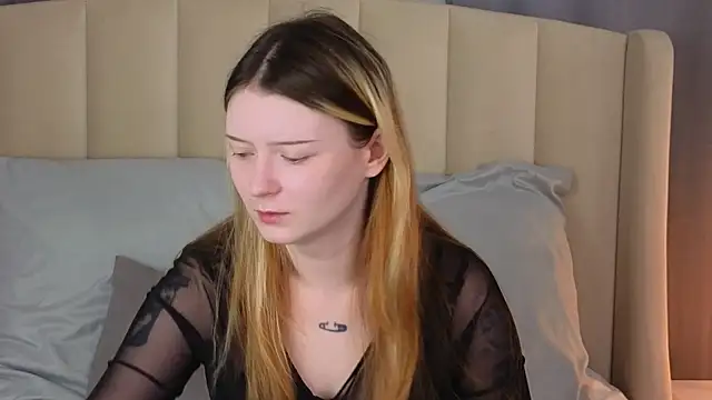 AlyssFrost online show from 07-12-26, 02:02