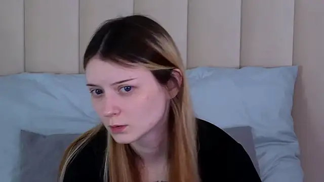 AlyssFrost online show from 07-24-26, 01:58