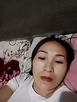 Snapshot of Thobaby112 chatting on 02-15-26, 10:03 Thobaby112 online show from 02-15-26, 10:03