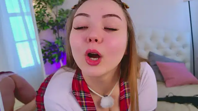 ur blythe doll online show from 04-22-26, 06:27