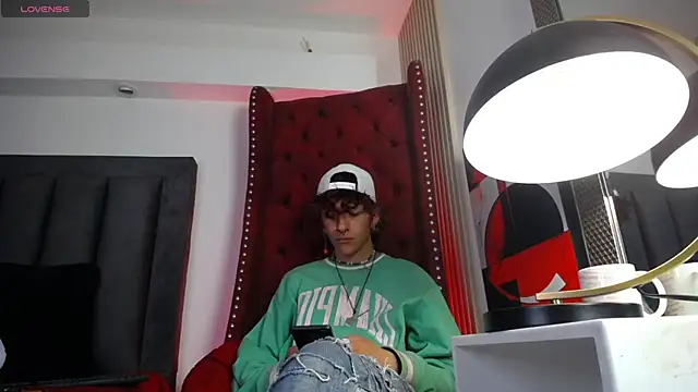 Cain Dantalion online show from 04-11-26, 03:33