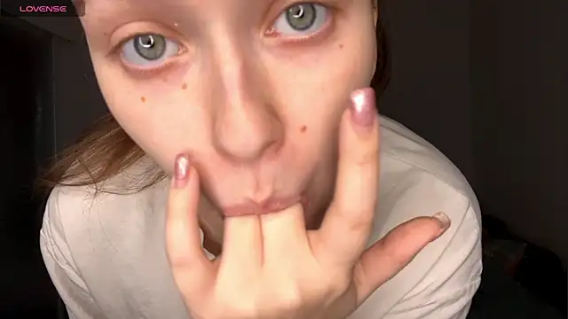 Snapshot of LoryMusetti chatting on 02-28-26, 02:51 LoryMusetti online show from 02-28-26, 02:51