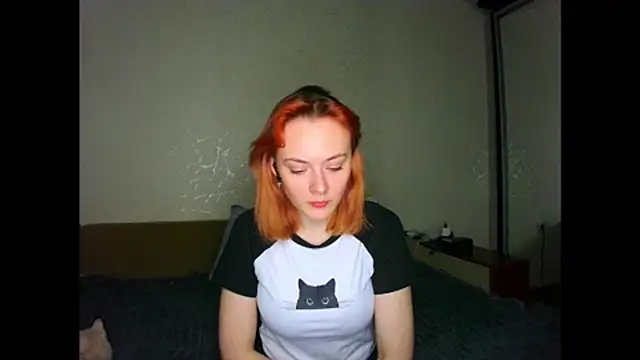 Little fox404 online show from 04-14-26, 09:32