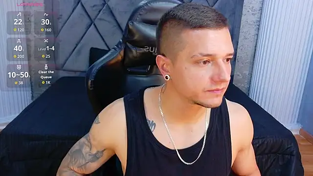 Snapshot of TYSONRICH1 chatting on 02-25-26, 08:51 TYSONRICH1 online show from 02-25-26, 08:51