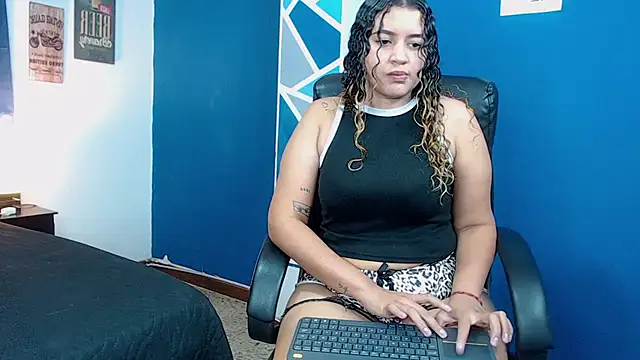 Snapshot of goodgirlxxl chatting on 02-23-26, 02:09 goodgirlxxl online show from 02-23-26, 02:09