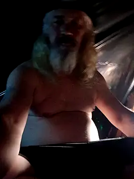 Crazy Lasko online show from 03-03-26, 01:06