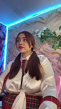 Snapshot of Sara25_07 chatting on 02-16-26, 11:45 Sara25 07 online show from 02-16-26, 11:45