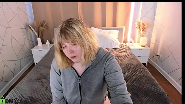 luna c0ra online show from 03-07-26, 01:24