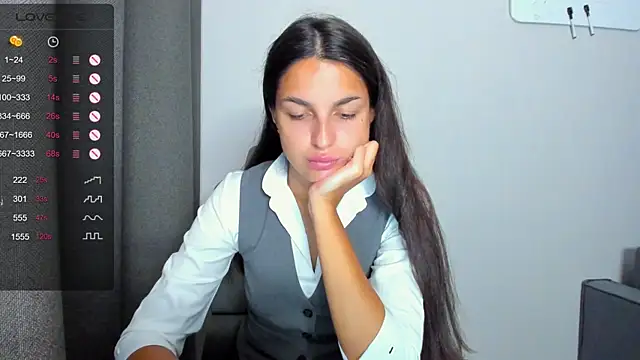 Snapshot of AngelGabe chatting on 06-11-26, 11:19 AngelGabe online show from 06-11-26, 11:19