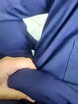 Snapshot of morenogatt chatting on 03-05-26, 01:07 morenogatt online show from 03-05-26, 01:07