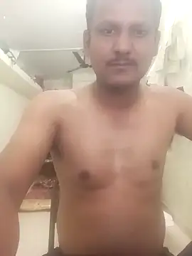 Snapshot of hunk_man chatting on 02-26-26, 04:39 hunk man online show from 02-26-26, 04:39