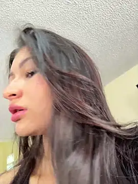 Aylin fire online show from 03-25-26, 06:36