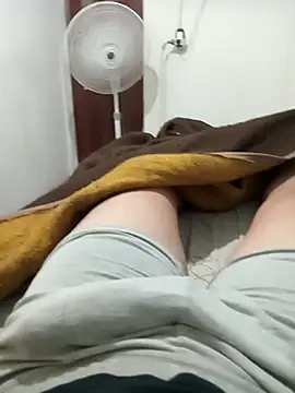 Snapshot of kevlif chatting on 02-18-26, 03:13 kevlif online show from 02-18-26, 03:13