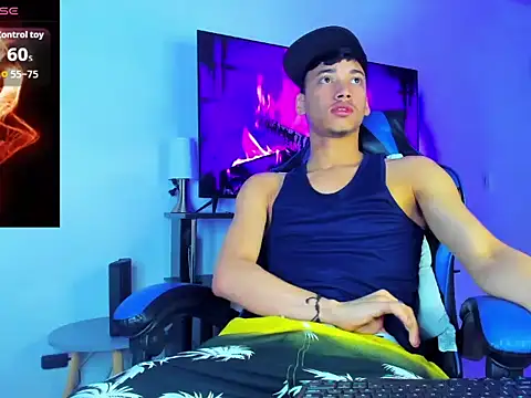 Lyam Russo online show from 03-28-26, 06:13