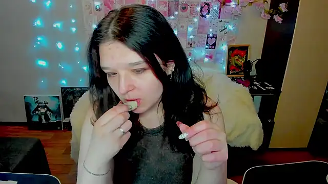 Snapshot of Kate_Acid chatting on 05-10-26, 11:32 Kate Acid online show from 05-10-26, 11:32