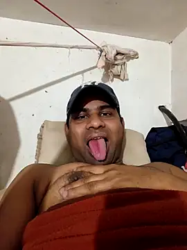 Snapshot of Amina___trans__sexy chatting on 02-25-26, 06:39 Amina trans sexy online show from 02-25-26, 06:39