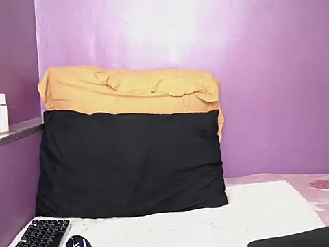 indianicon23 online show from 04-15-26, 04:14