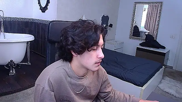 Snapshot of GriffinDane chatting on 02-27-26, 07:30 GriffinDane online show from 02-27-26, 07:30