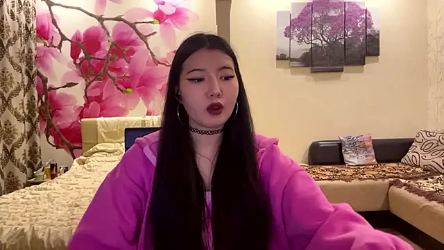 MaeRaads online show from 03-03-26, 06:47