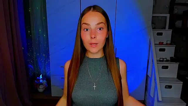 Snapshot of Maddy_Wood_ chatting on 07-12-26, 04:42 Maddy Wood online show from 07-12-26, 04:42