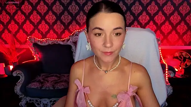 GracefulMichelle online show from 04-01-26, 07:00