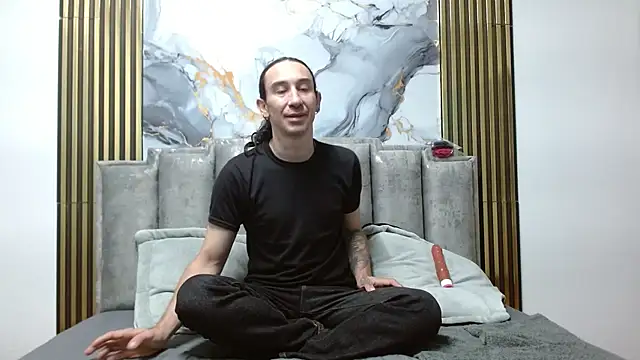 Snapshot of Dilan_Lust chatting on 02-26-26, 11:42 Dilan Lust online show from 02-26-26, 11:42