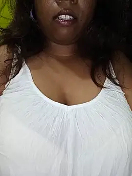 Snapshot of NISHHAA chatting on 05-27-26, 04:15 NISHHAA online show from 05-27-26, 04:15
