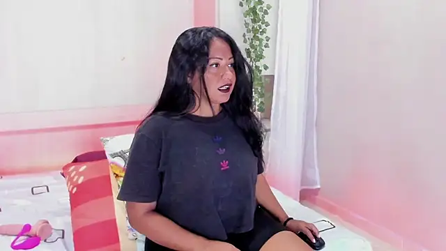 AllieBennet online show from 03-23-26, 07:40