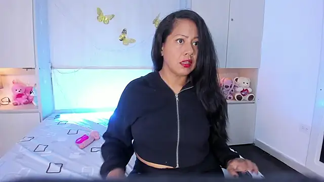 AllieBennet online show from 04-08-26, 08:42