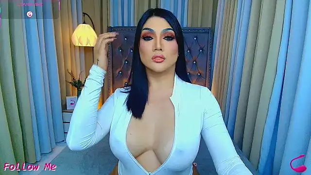 Laureen Hilton online show from 03-26-26, 12:00