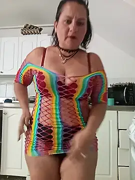 Snapshot of Mishell_Perez chatting on 03-03-26, 06:47 Mishell Perez online show from 03-03-26, 06:47