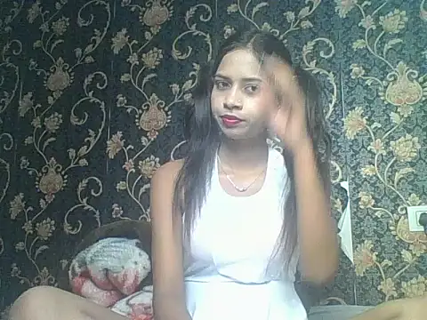 Snapshot of Rani1993 chatting on 02-17-26, 11:40 Rani1993 online show from 02-17-26, 11:40