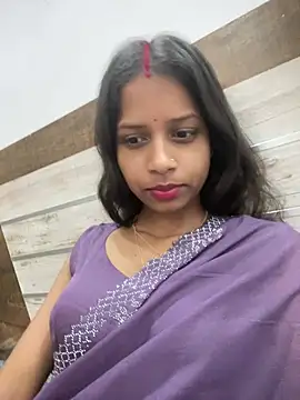 Snapshot of Rani1993 chatting on 02-25-26, 06:17 Rani1993 online show from 02-25-26, 06:17