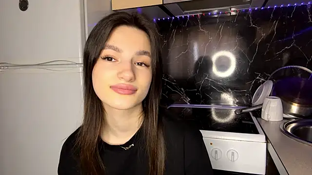 Kosandra k online show from 04-05-26, 01:08