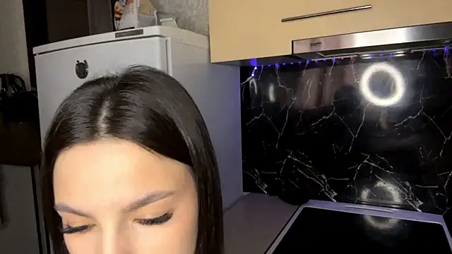 Kosandra k online show from 04-21-26, 08:20