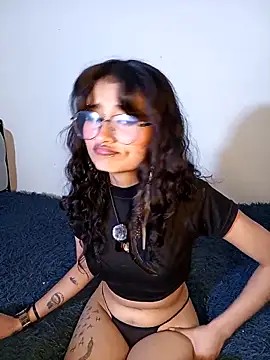 Lili  Clan online show from 03-08-26, 02:26