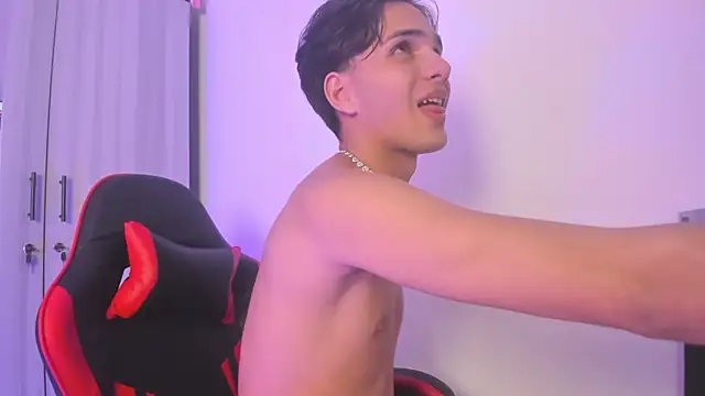 Snapshot of attlas_1 chatting on 03-03-26, 12:39 attlas 1 online show from 03-03-26, 12:39