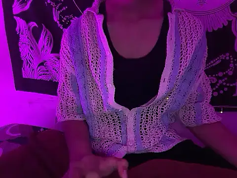 Robyne xx online show from 02-17-26, 05:41