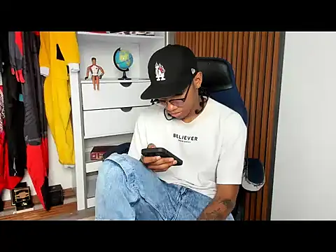 Snapshot of yandi_hot chatting on 02-25-26, 02:05 yandi hot online show from 02-25-26, 02:05