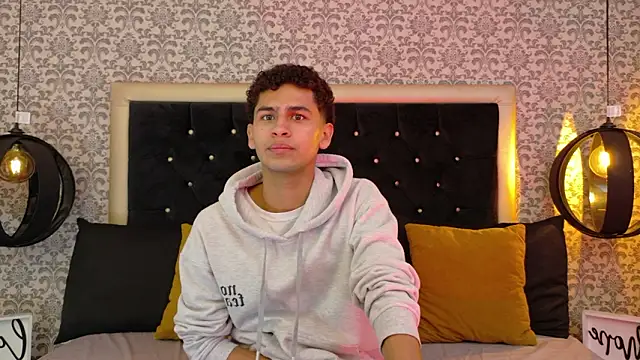 Snapshot of Dark_Sultan chatting on 02-19-26, 07:32 Dark Sultan online show from 02-19-26, 07:32