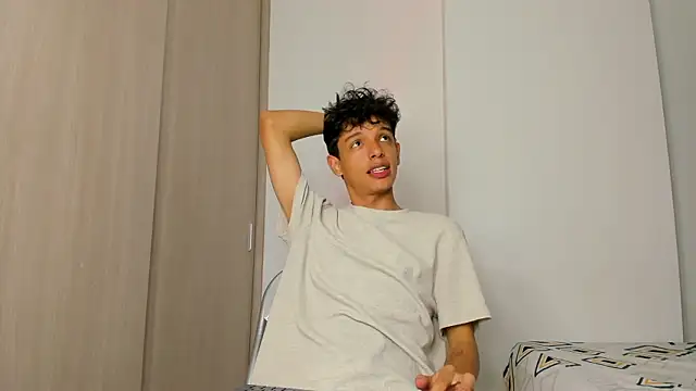 Maxfrost1 online show from 02-26-26, 07:46